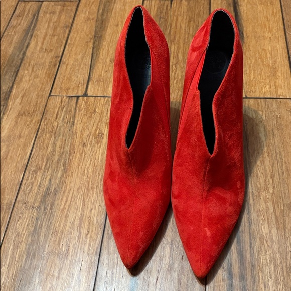 Guess Women’s Red Heel Booties Size 11 M Brand New Shoes - Picture 3 of 11